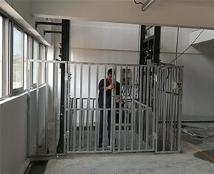 化工企業防爆升降貨梯